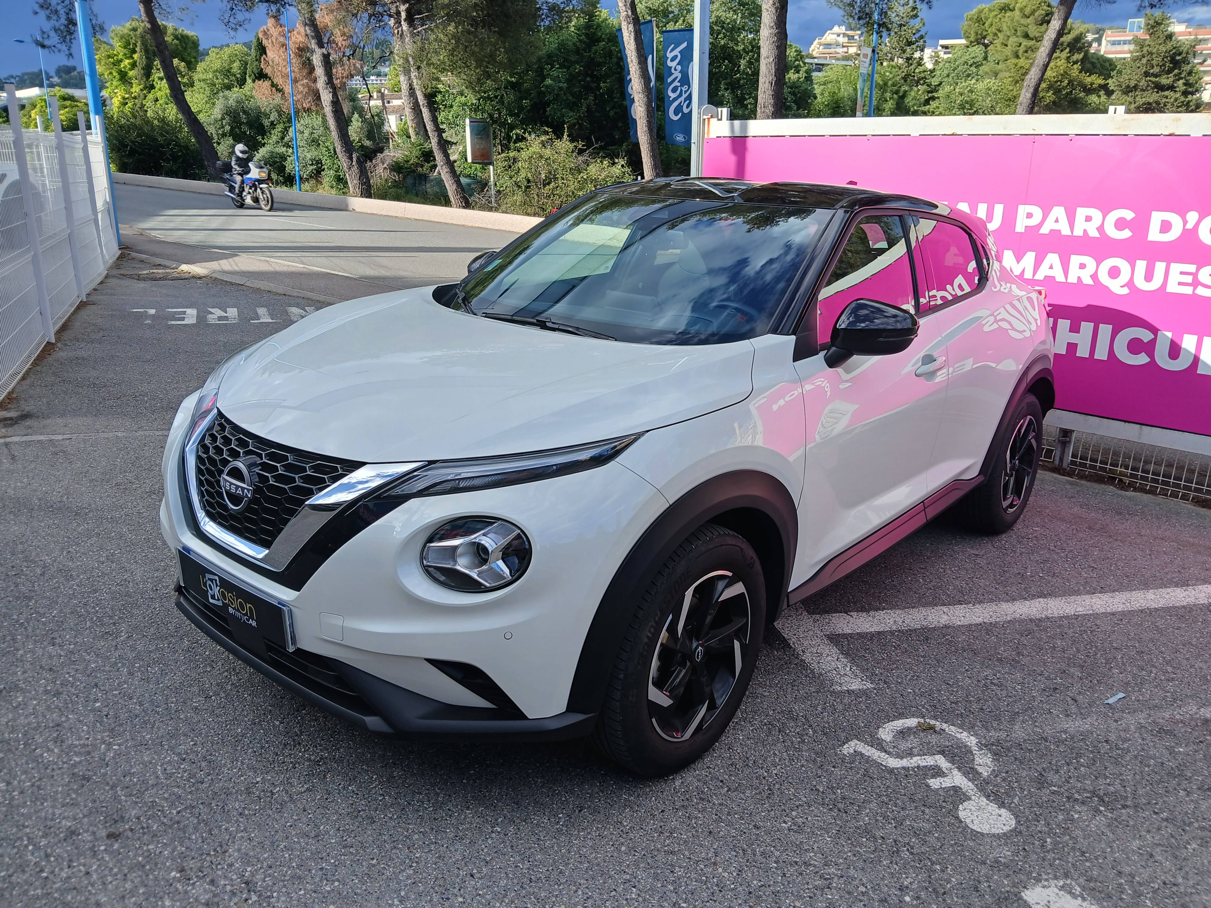 Juke DIG-T 114