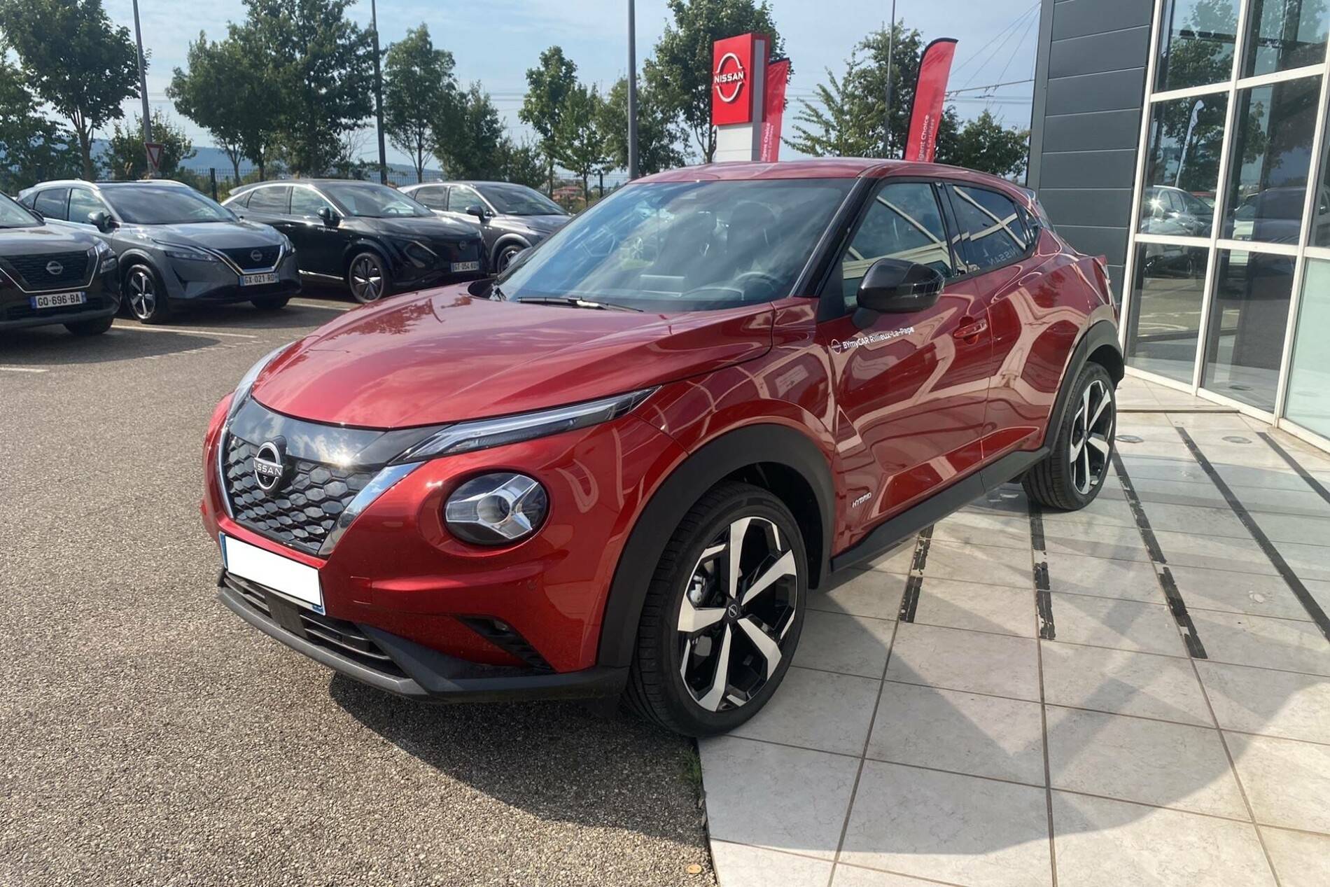 Juke HYBRID 143