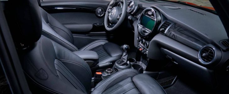 Intérieur MINI LCI 3 Portes