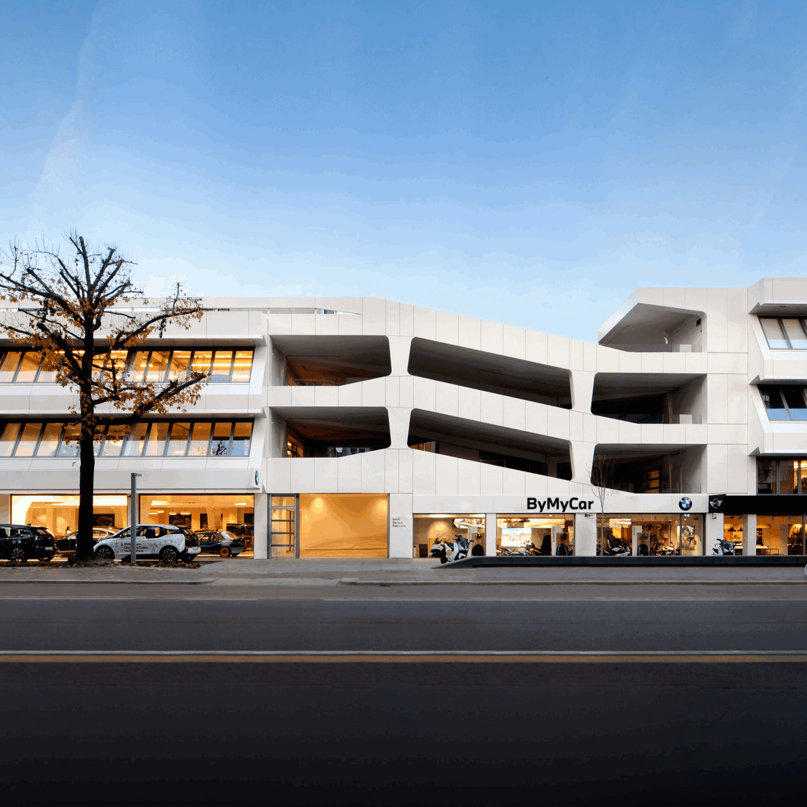 BMW BYmyCAR Milano De Amicis