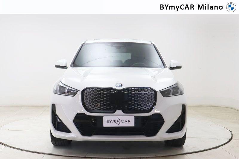BMW X1 iX1 xdrive 30 MSport https://cdn.bymycar.eu/it-bo/assets/images/vehicles/vd/5773/BMW-X1-U11-jpg-4.jpg