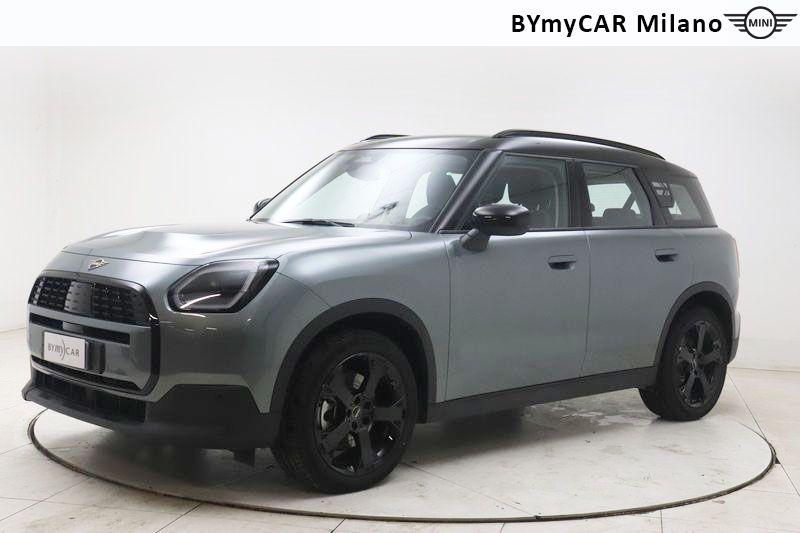 Mini Countryman Mini Countryman 1.5 48V C Classic auto https://cdn.bymycar.eu/it-bo/assets/images/vehicles/vd/5887/MINI-MINI-COUNTRYMAN-U25-jpg-0.jpg