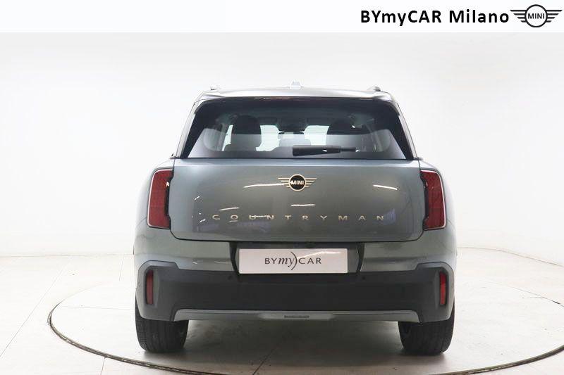 Mini Countryman Mini Countryman 1.5 48V C Classic auto https://cdn.bymycar.eu/it-bo/assets/images/vehicles/vd/5887/MINI-MINI-COUNTRYMAN-U25-jpg-3.jpg