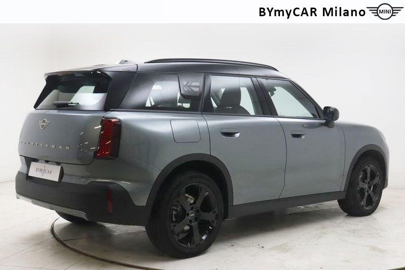 Mini Countryman Mini Countryman 1.5 48V C Classic auto https://cdn.bymycar.eu/it-bo/assets/images/vehicles/vd/5887/MINI-MINI-COUNTRYMAN-U25-jpg-7.jpg
