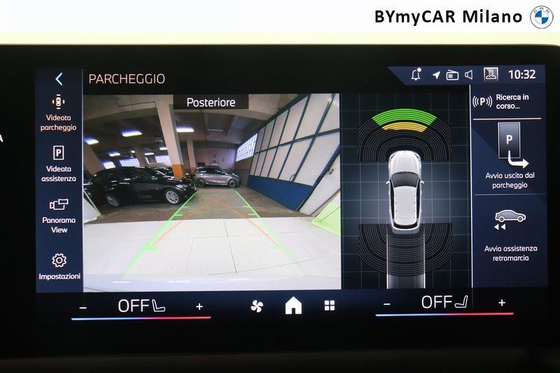 BMW Serie 1 118d MSport auto https://cdn.bymycar.eu/it-bo/assets/images/vehicles/vd/5977/BMW-SERIE-1-F70-jpg-13.jpg