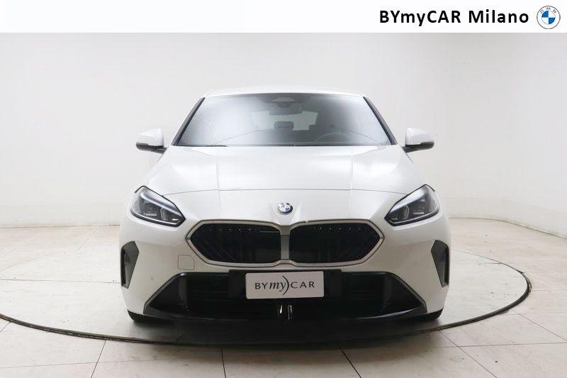 BMW Serie 1 118d MSport auto https://cdn.bymycar.eu/it-bo/assets/images/vehicles/vd/5977/BMW-SERIE-1-F70-jpg-5.jpg