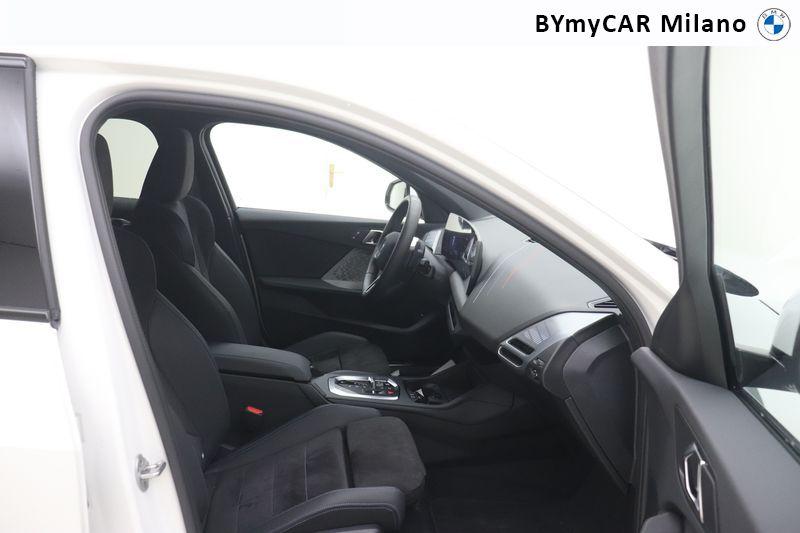 BMW Serie 1 118d MSport auto https://cdn.bymycar.eu/it-bo/assets/images/vehicles/vd/5977/BMW-SERIE-1-F70-jpg-9.jpg