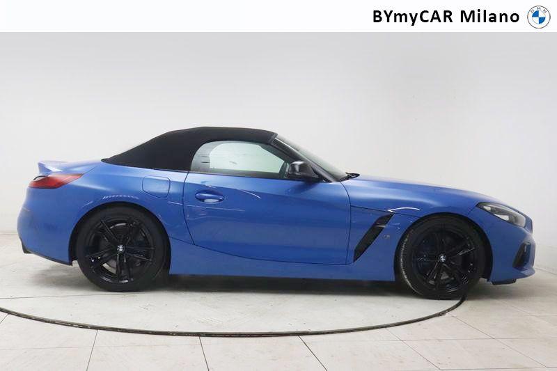BMW Z4 Z4 M40i auto https://cdn.bymycar.eu/it-bo/assets/images/vehicles/vd/6144/BMW-Z4-G29-jpg-6.jpg