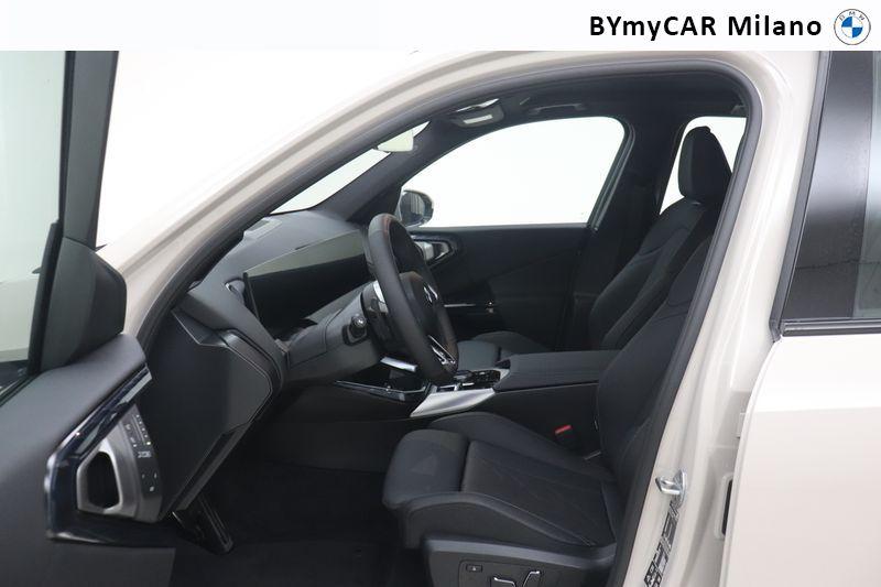 BMW X3 X3 xdrive20 MSport auto https://cdn.bymycar.eu/it-bo/assets/images/vehicles/vn/5627/BMW-X3-G45-2024-jpg-10.jpg