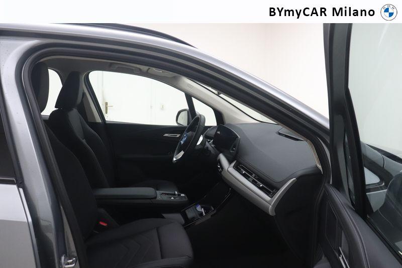 BMW Serie 2 218i Active Tourer auto https://cdn.bymycar.eu/it-bo/assets/images/vehicles/vn/5926/BMW-SERIE-2-U06-ACTIVE-TOURER-jpg-8.jpg