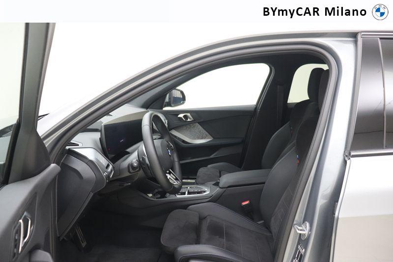 BMW Serie 1 118d MSport Pro auto https://cdn.bymycar.eu/it-bo/assets/images/vehicles/vo/5201/BMW-SERIE-1-F70-jpg-11.jpg