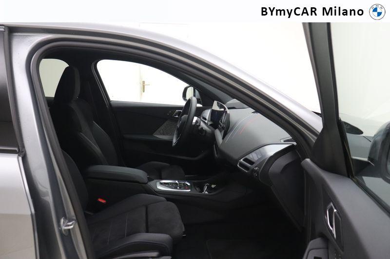 BMW Serie 1 118d MSport Pro auto https://cdn.bymycar.eu/it-bo/assets/images/vehicles/vo/5201/BMW-SERIE-1-F70-jpg-8.jpg