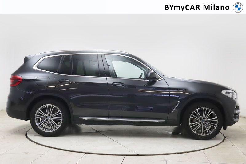 BMW X3 X3 xdrive30i xLine 252cv auto https://cdn.bymycar.eu/it-bo/assets/images/vehicles/vo/5302/BMW-X3-G01-2017-jpg-6.jpg
