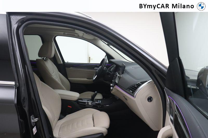 BMW X3 X3 xdrive30i xLine 252cv auto https://cdn.bymycar.eu/it-bo/assets/images/vehicles/vo/5302/BMW-X3-G01-2017-jpg-8.jpg