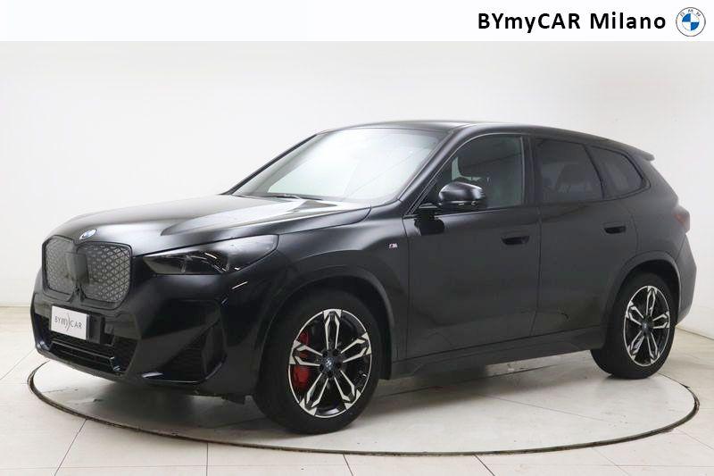 BMW X1 iX1 edrive 20 MSport Pro https://cdn.bymycar.eu/it-bo/assets/images/vehicles/vo/5339/BMW-X1-U11-jpg-0.jpg
