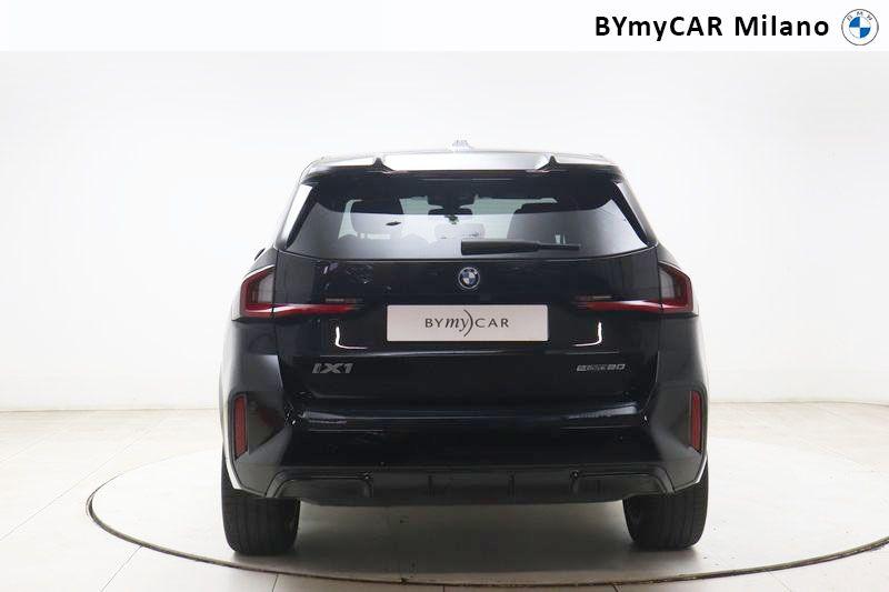 BMW X1 iX1 edrive 20 MSport Pro https://cdn.bymycar.eu/it-bo/assets/images/vehicles/vo/5339/BMW-X1-U11-jpg-3.jpg