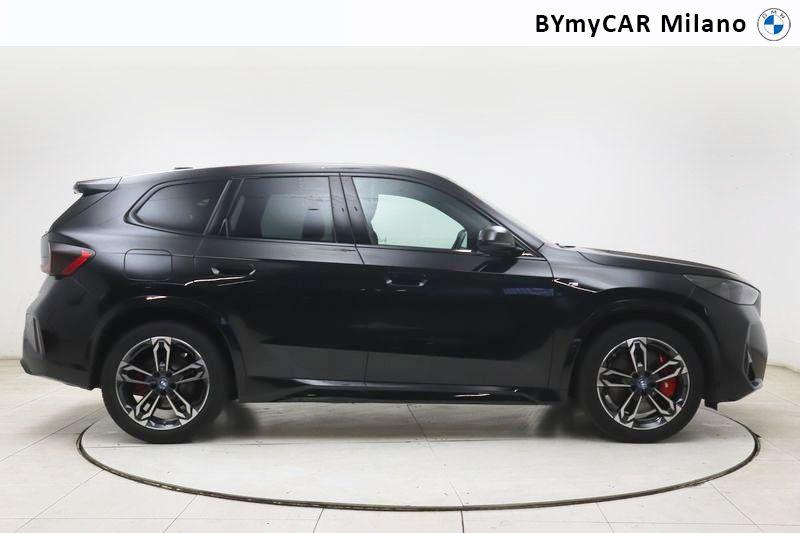 BMW X1 iX1 edrive 20 MSport Pro https://cdn.bymycar.eu/it-bo/assets/images/vehicles/vo/5339/BMW-X1-U11-jpg-6.jpg