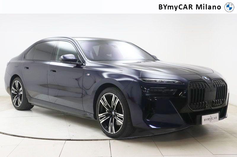 BMW Serie 7 i7 xdrive60 MSport https://cdn.bymycar.eu/it-bo/assets/images/vehicles/vo/5345/BMW-SERIE-7-G70-jpg-5.jpg