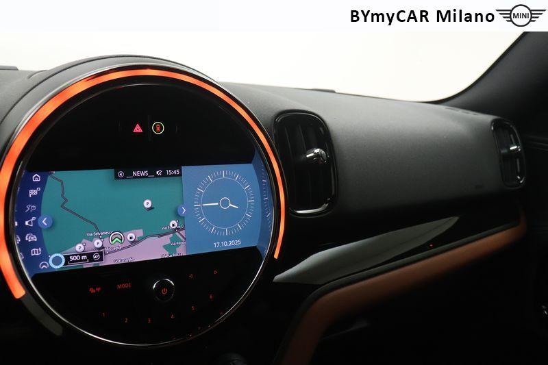 Mini Countryman Mini Countryman 2.0 JCW Essential auto https://cdn.bymycar.eu/it-bo/assets/images/vehicles/vo/5348/MINI-MINI-COUNTRYMAN-F60-2020-jpg-13.jpg