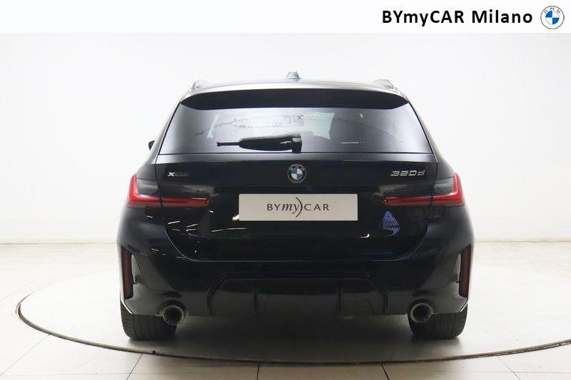 BMW Serie 3 320d Touring mhev 48V xdrive MSport auto https://cdn.bymycar.eu/it-bo/assets/images/vehicles/vo/5363/BMW-SERIE-3-G21-2022-TOURING-jpg-3.jpg