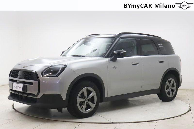 Mini Countryman Mini Countryman 1.5 48V C Classic auto https://cdn.bymycar.eu/it-bo/assets/images/vehicles/vo/5365/MINI-MINI-COUNTRYMAN-U25-jpg-0.jpg