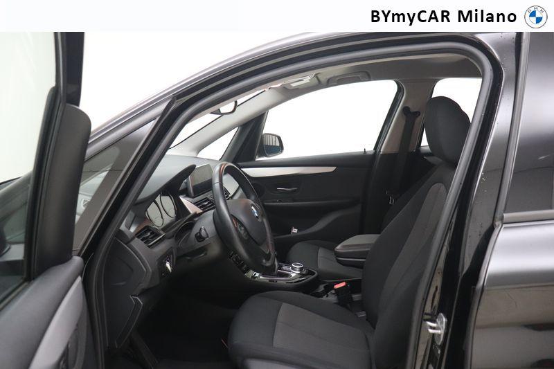 BMW Serie 2 216d Active Tourer Advantage auto https://cdn.bymycar.eu/it-bo/assets/images/vehicles/vo/5401/BMW-SERIE-2-F45-2018-ACTIVE-TOURER-jpg-9.jpg