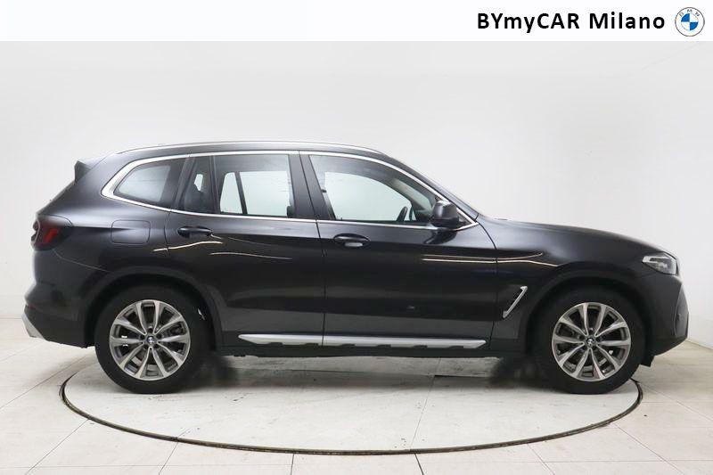 BMW X3 X3 xdrive20d mhev 48V auto https://cdn.bymycar.eu/it-bo/assets/images/vehicles/vo/5422/BMW-X3-G01-2021-jpg-7.jpg