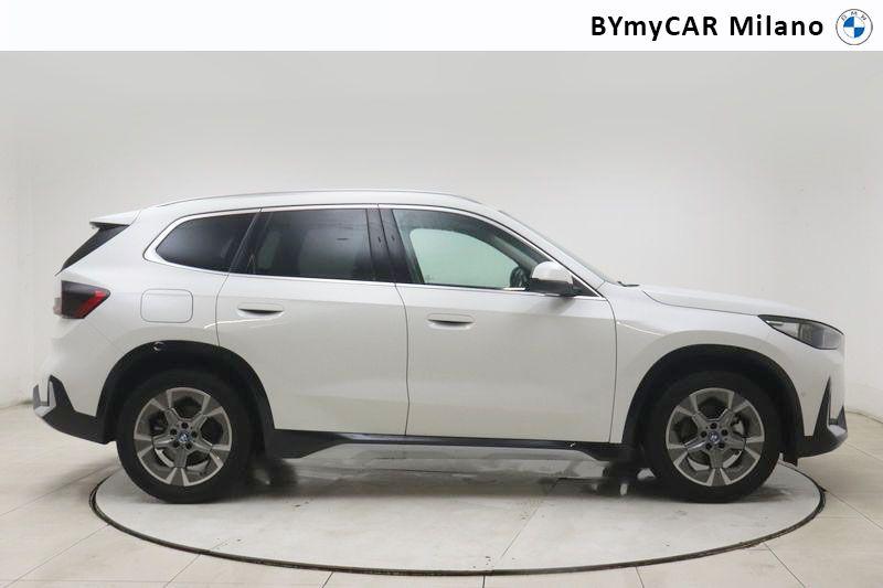 BMW X1 iX1 edrive 20 X-Line https://cdn.bymycar.eu/it-bo/assets/images/vehicles/vo/5424/BMW-X1-U11-jpg-6.jpg