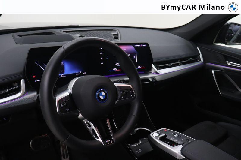 BMW X1 iX1 edrive 20 MSport Pro https://cdn.bymycar.eu/it-bo/assets/images/vehicles/vo/5426/BMW-X1-U11-jpg-10.jpg