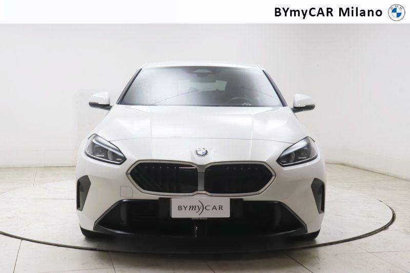 BMW Serie 1 118d MSport auto https://cdn.bymycar.eu/it-bo/assets/images/vehicles/vo/5468/BMW-SERIE-1-F70-jpg-6.jpg