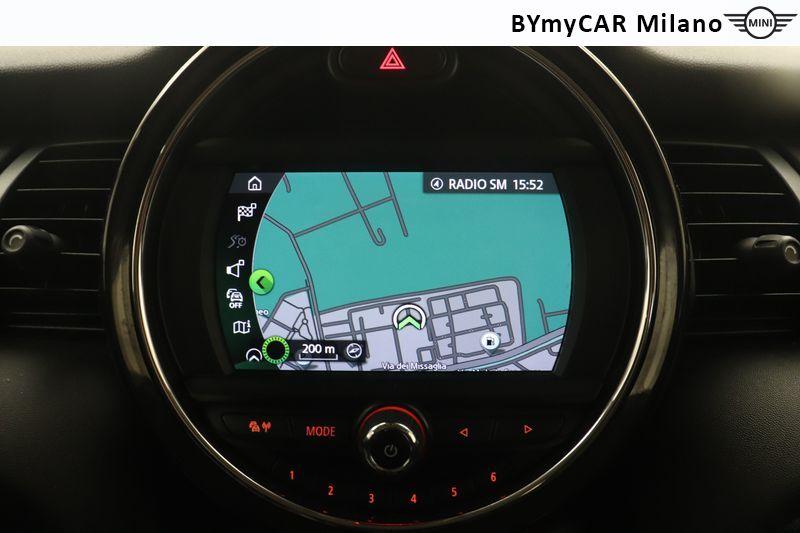 Mini Mini Mini 5p 1.5 One 102cv auto https://cdn.bymycar.eu/it-bo/assets/images/vehicles/vo/5595/MINI-MINI-IV-F55-2018-5P-jpg-12.jpg