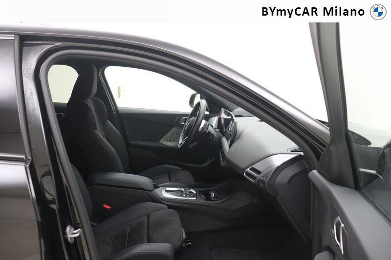 BMW Serie 1 118d MSport Pro auto https://cdn.bymycar.eu/it-bo/assets/images/vehicles/vo/5760/BMW-SERIE-1-F70-jpg-8.jpg