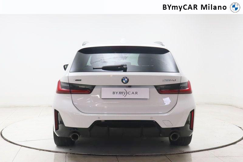 BMW Serie 3 320d Touring mhev 48V xdrive MSport auto https://cdn.bymycar.eu/it-bo/assets/images/vehicles/vo/5772/BMW-SERIE-3-G21-2022-TOURING-jpg-3.jpg