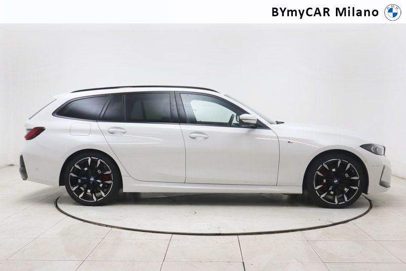 BMW Serie 3 320d Touring mhev 48V xdrive MSport auto https://cdn.bymycar.eu/it-bo/assets/images/vehicles/vo/5772/BMW-SERIE-3-G21-2022-TOURING-jpg-6.jpg