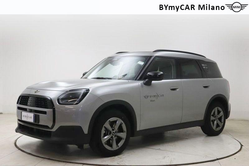 Mini Countryman Mini Countryman 1.5 48V C Classic auto https://cdn.bymycar.eu/it-bo/assets/images/vehicles/vo/5786/MINI-MINI-COUNTRYMAN-U25-jpg-0.jpg