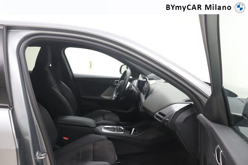 BMW Serie 1 118d MSport Pro auto https://cdn.bymycar.eu/it-bo/assets/images/vehicles/vo/5788/BMW-SERIE-1-F70-jpg-8.jpg