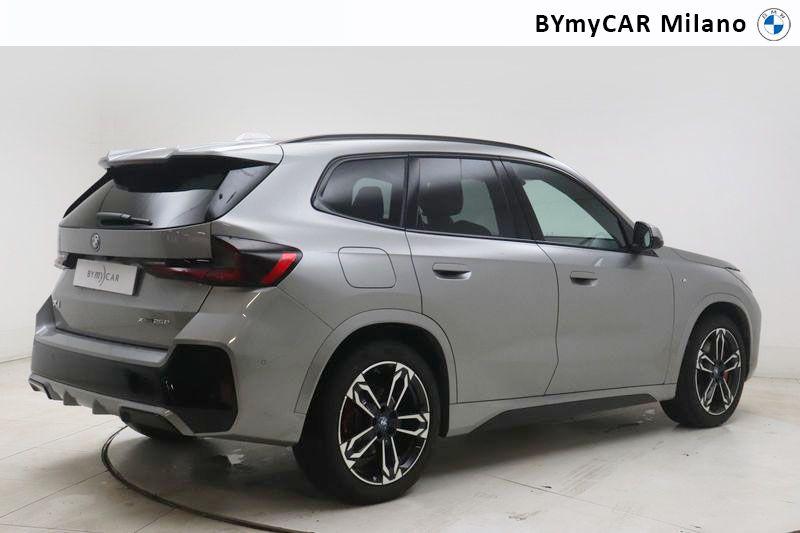 BMW X1 X1 xdrive 25e MSport Pro auto https://cdn.bymycar.eu/it-bo/assets/images/vehicles/vo/5796/BMW-X1-U11-jpg-7.jpg