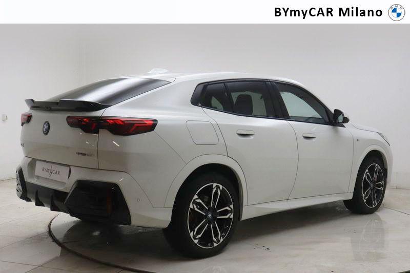 BMW X2 iX2 edrive 20 MSport Pro https://cdn.bymycar.eu/it-bo/assets/images/vehicles/vo/5798/BMW-X2-U10-jpg-7.jpg