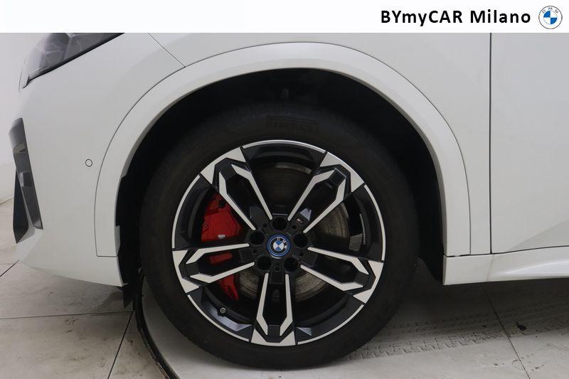 BMW X2 iX2 edrive 20 MSport Pro https://cdn.bymycar.eu/it-bo/assets/images/vehicles/vo/5798/BMW-X2-U10-jpg-9.jpg