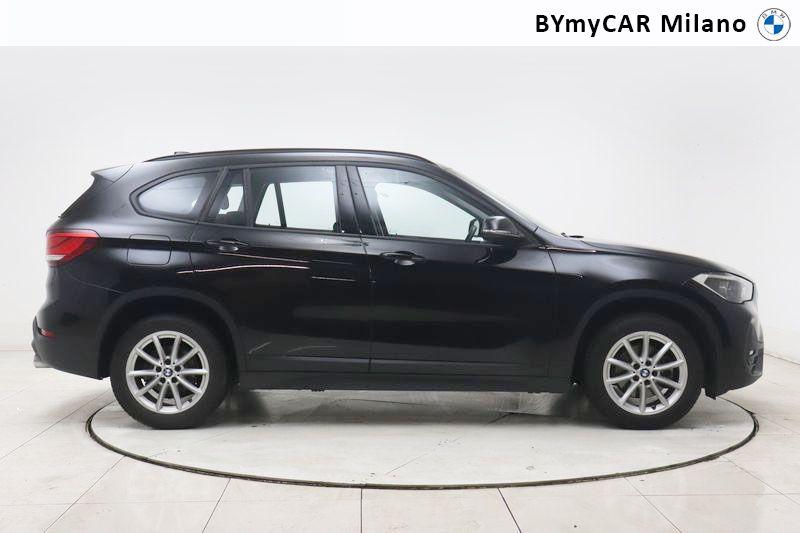 BMW X1 X1 sdrive18d Business Advantage auto https://cdn.bymycar.eu/it-bo/assets/images/vehicles/vo/5861/BMW-X1-F48-2019-jpg-6.jpg