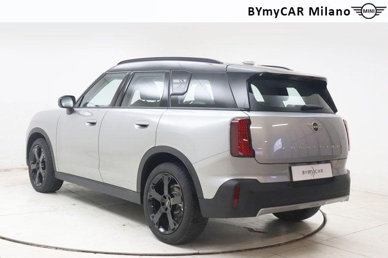 Mini Countryman Mini Countryman 1.5 48V C Classic auto https://cdn.bymycar.eu/it-bo/assets/images/vehicles/vo/5867/MINI-MINI-COUNTRYMAN-U25-jpg-2.jpg