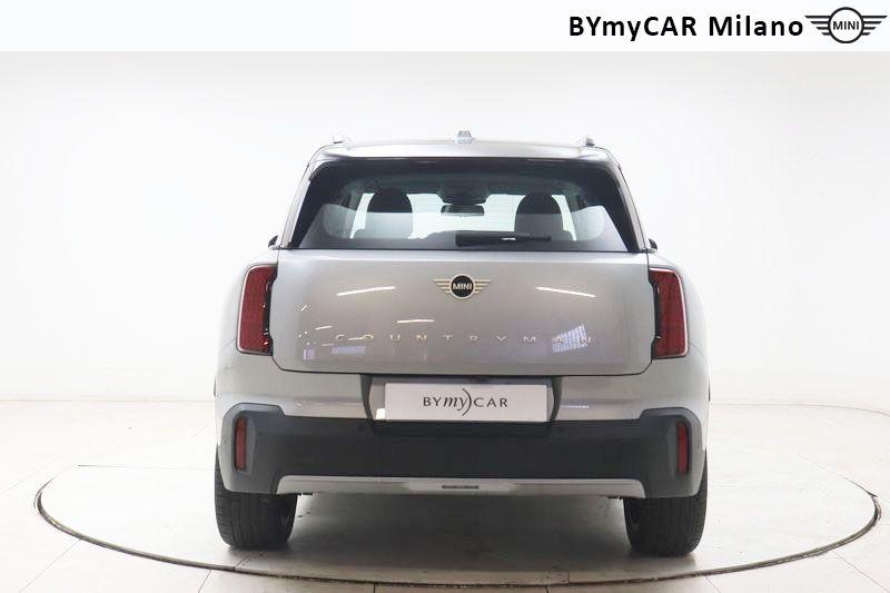 Mini Countryman Mini Countryman 1.5 48V C Classic auto https://cdn.bymycar.eu/it-bo/assets/images/vehicles/vo/5867/MINI-MINI-COUNTRYMAN-U25-jpg-4.jpg
