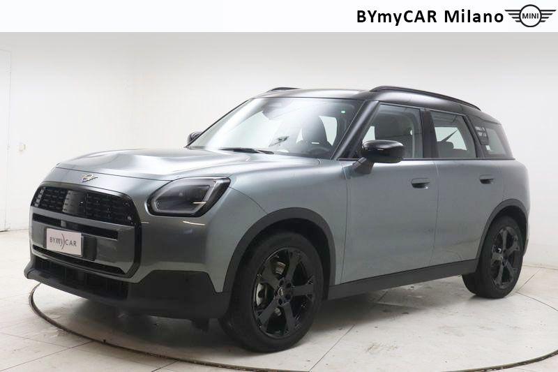 Mini Countryman Mini Countryman 1.5 48V C Classic auto https://cdn.bymycar.eu/it-bo/assets/images/vehicles/vo/5869/MINI-MINI-COUNTRYMAN-U25-jpg-0.jpg