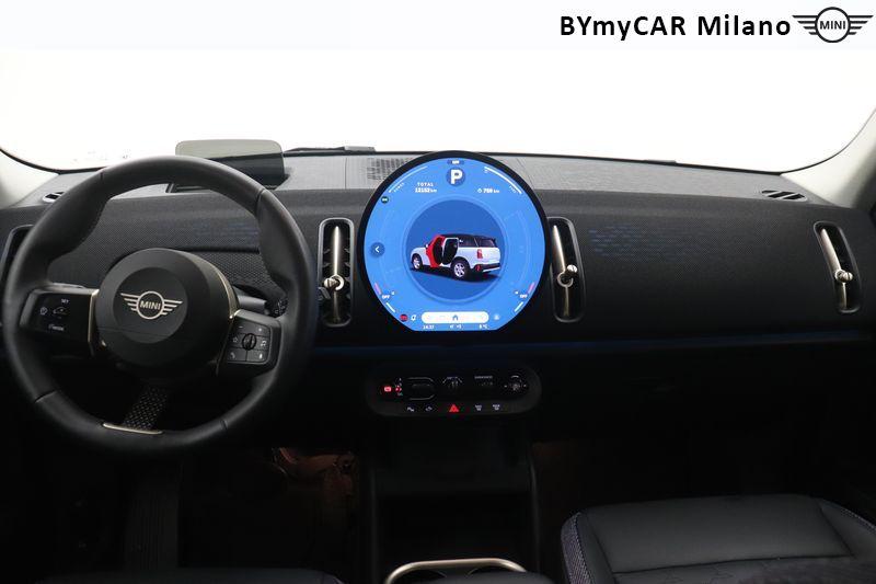 Mini Countryman Mini Countryman 1.5 48V C Classic auto https://cdn.bymycar.eu/it-bo/assets/images/vehicles/vo/5869/MINI-MINI-COUNTRYMAN-U25-jpg-14.jpg