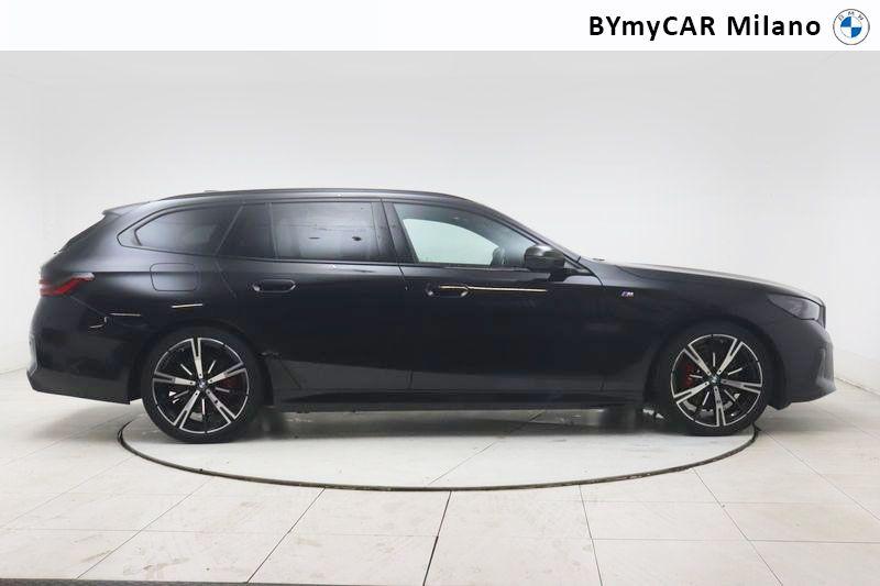 BMW Serie 5 520d Touring 48V xdrive MSport auto https://cdn.bymycar.eu/it-bo/assets/images/vehicles/vo/5870/BMW-SERIE-5-G61-2024-TOURING-jpg-6.jpg