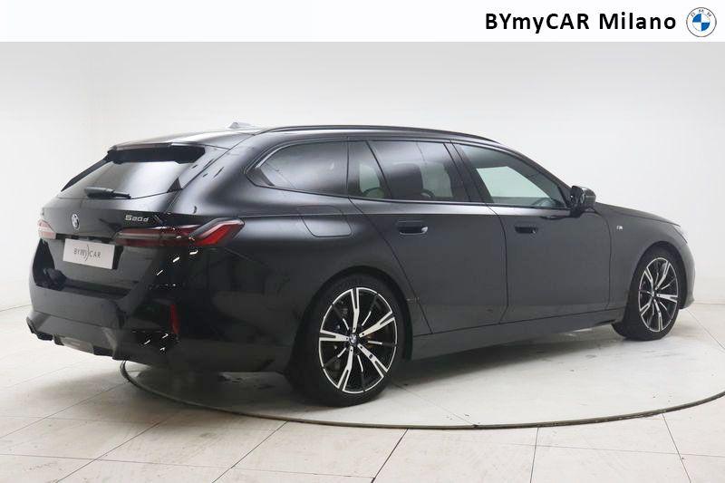 BMW Serie 5 520d Touring 48V xdrive MSport auto https://cdn.bymycar.eu/it-bo/assets/images/vehicles/vo/5870/BMW-SERIE-5-G61-2024-TOURING-jpg-7.jpg
