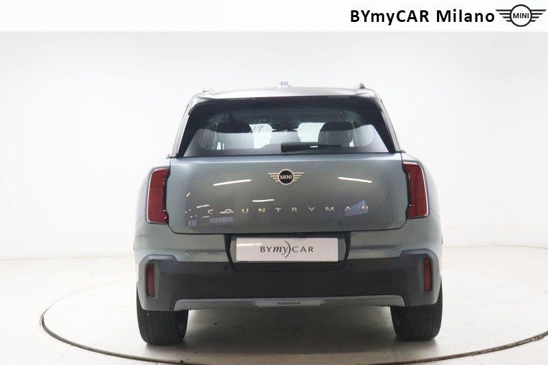 Mini Countryman Mini Countryman 1.5 48V C Classic auto https://cdn.bymycar.eu/it-bo/assets/images/vehicles/vo/5871/MINI-MINI-COUNTRYMAN-U25-jpg-4.jpg