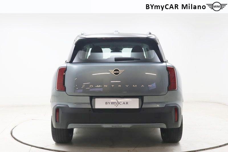 Mini Countryman Mini Countryman 1.5 48V C Classic auto https://cdn.bymycar.eu/it-bo/assets/images/vehicles/vo/5872/MINI-MINI-COUNTRYMAN-U25-jpg-4.jpg