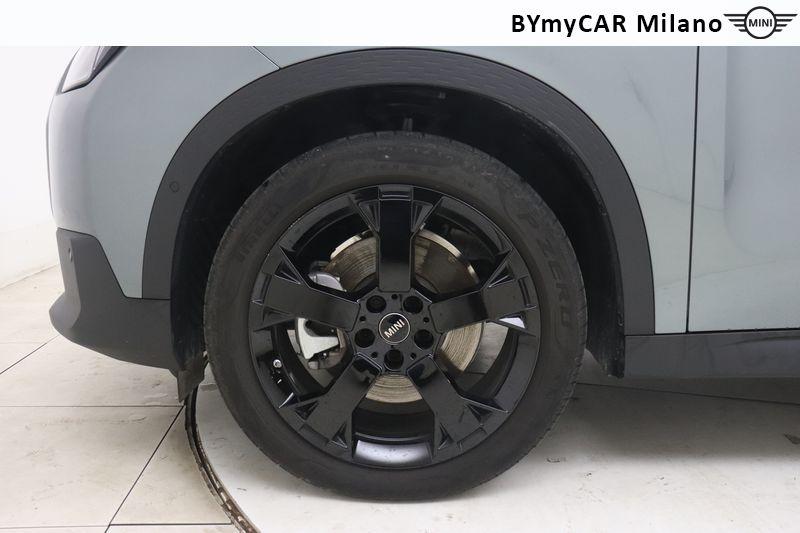 Mini Countryman Mini Countryman 1.5 48V C Classic auto https://cdn.bymycar.eu/it-bo/assets/images/vehicles/vo/5872/MINI-MINI-COUNTRYMAN-U25-jpg-9.jpg