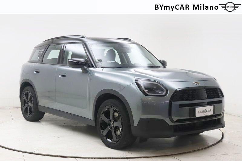 Mini Countryman Mini Countryman 1.5 48V C Classic auto https://cdn.bymycar.eu/it-bo/assets/images/vehicles/vo/5874/MINI-MINI-COUNTRYMAN-U25-jpg-6.jpg